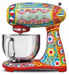 SMEG SMF 03DGEU Миксер