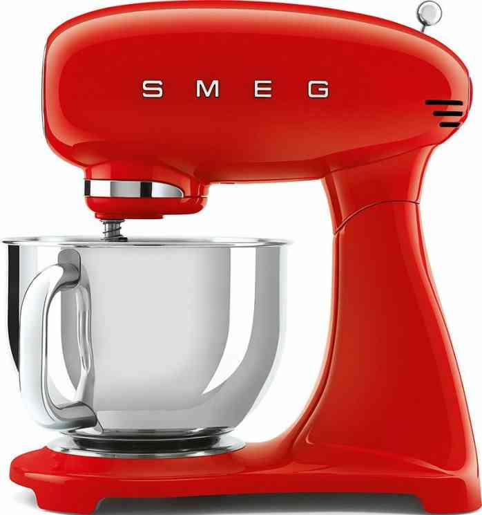 SMEG SMF 03RDEU Миксер